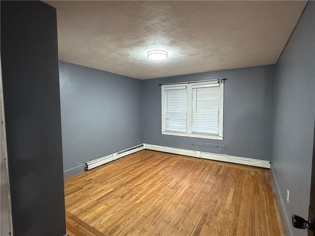 Building Photo - 121 Central Ave