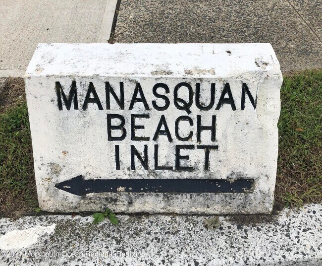 Building Photo - 369 Beach Front