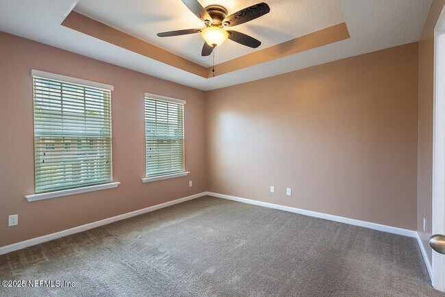 Building Photo - 9439 High Meadow Ln