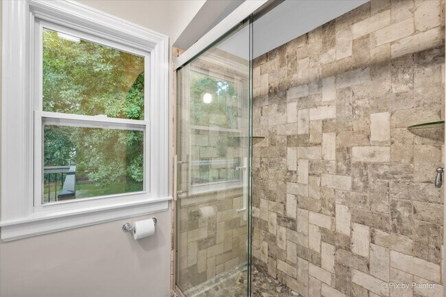 Building Photo - 23776 N Overhill Dr