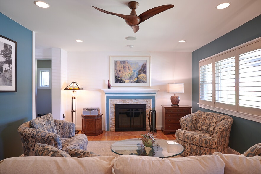 Living Room - 5936 3rd St N
