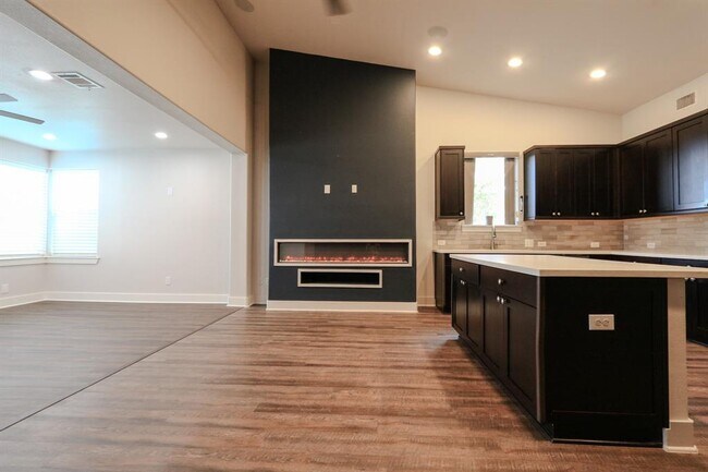 Primary Photo - 13257 Bridgeview Ln