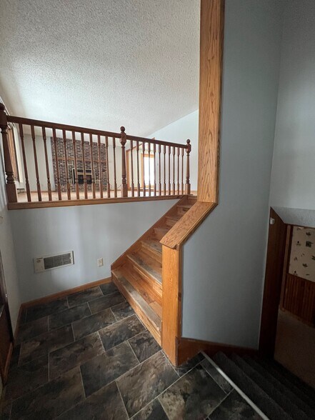 Building Photo - 14889 65th Ave NW