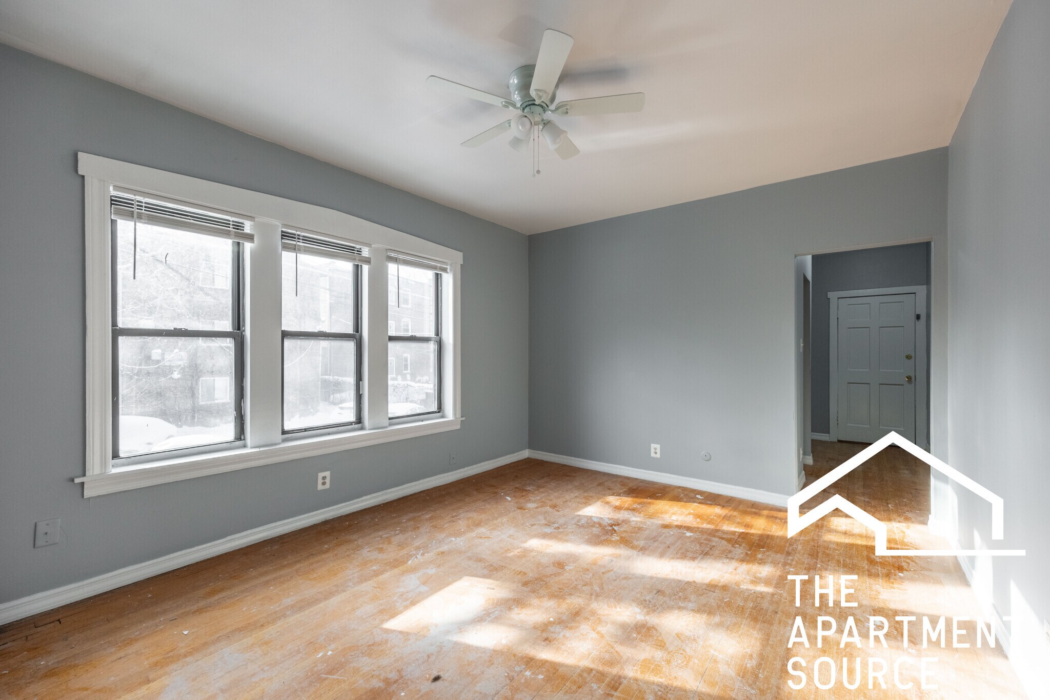 Building Photo - 1319 W Estes Ave