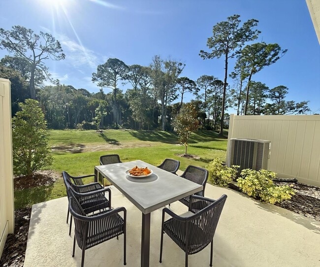 Building Photo - Riverside living redefined - 3Bedrooms/2.5Baths newly built townhome in Edgewater!