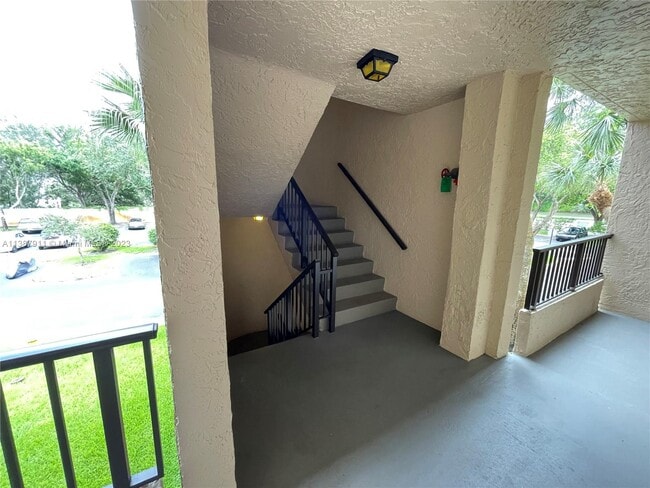 Building Photo - 10451 W Broward Blvd