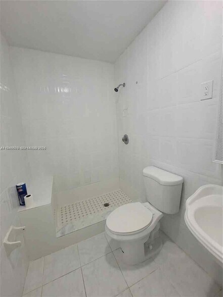 Building Photo - 12305 SW 42nd St