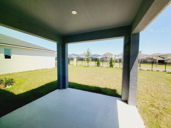 Building Photo - Spacious 5 Bedroom 3 Bathroom 2 Story Sing...