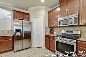 Building Photo - 11619 Belicena Rd