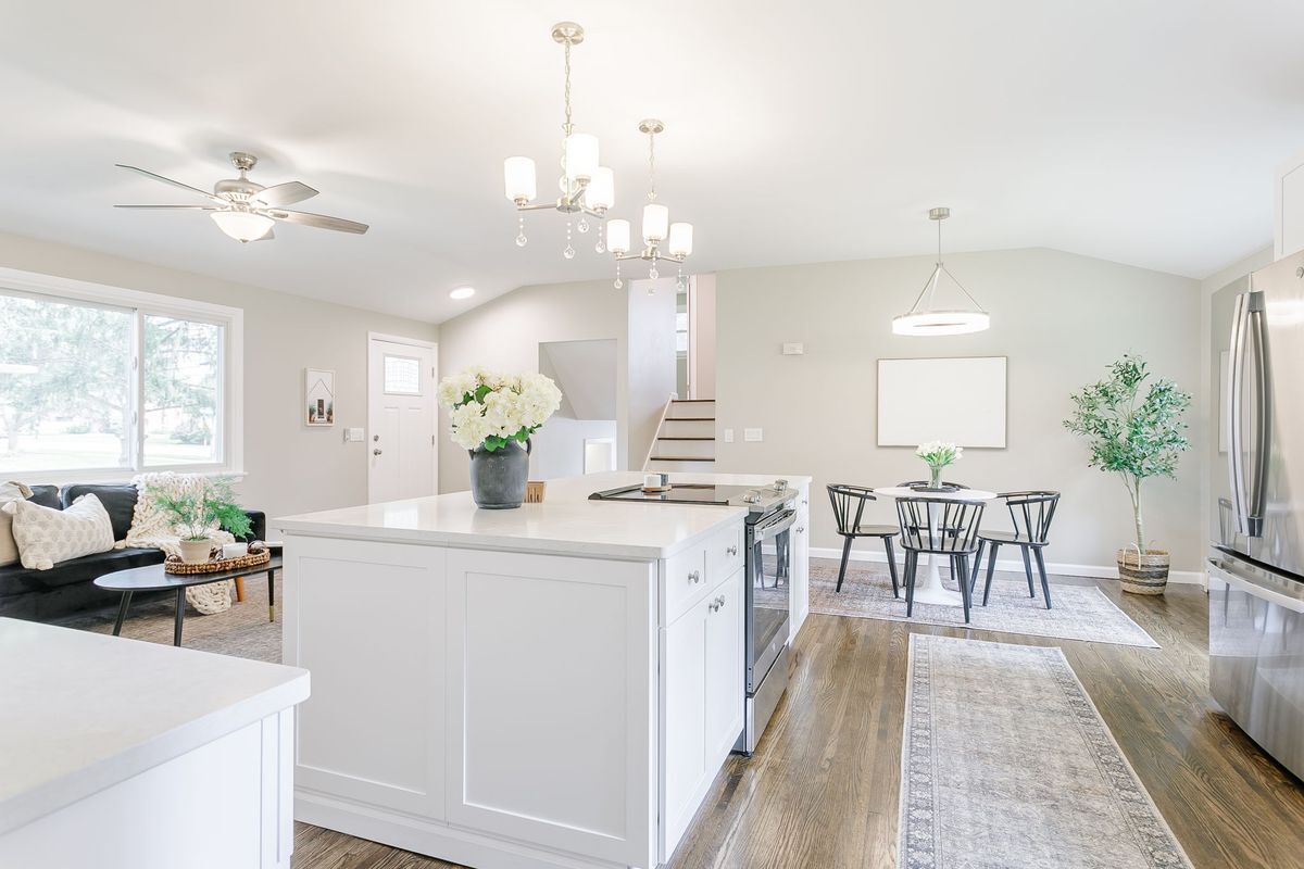 Building Photo - 2 Cliff View Dr