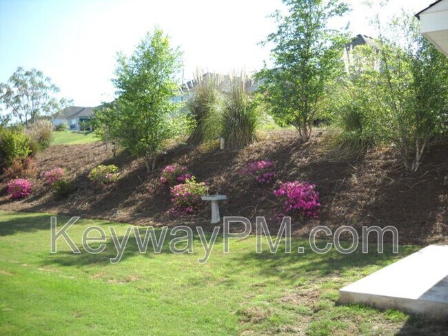 Building Photo - 4839 High Meadows Dr