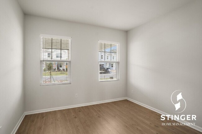 Building Photo - 1123 Salem Bay Dr