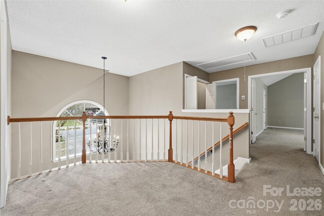 Building Photo - 2717 Bathgate Ln