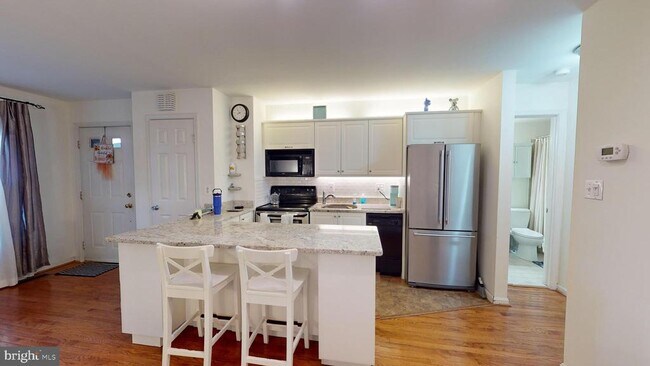 Building Photo - 1503 12th St N