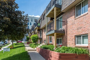 Building Photo - Blackstone Apartments