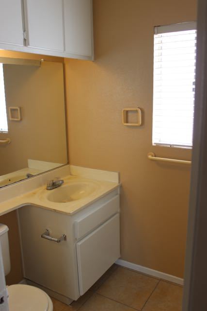 Building Photo - Available now! The Perfect Start Quaint & ...