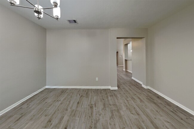 Building Photo - 3431 W Rainmill Dr