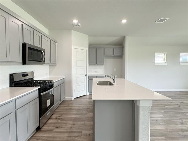 Building Photo - 3705 Ray Roberts Dr
