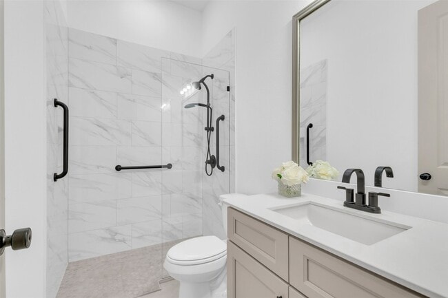 Building Photo - 4153 Shavano Dr