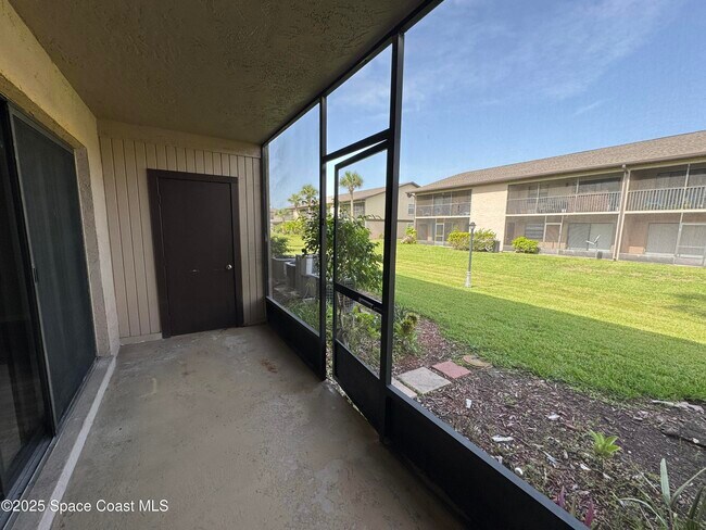 Building Photo - 1068 Mollie Ln