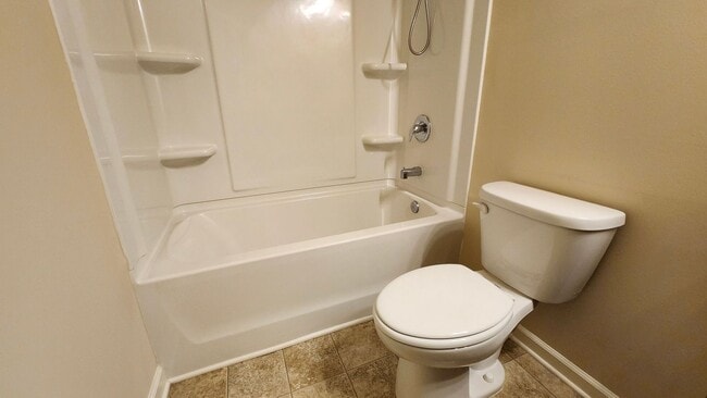 Building Photo - Modern Corner-Lot Townhome in Berkeley Vil...