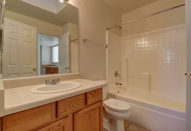 Building Photo - 3881 N Tani Rd