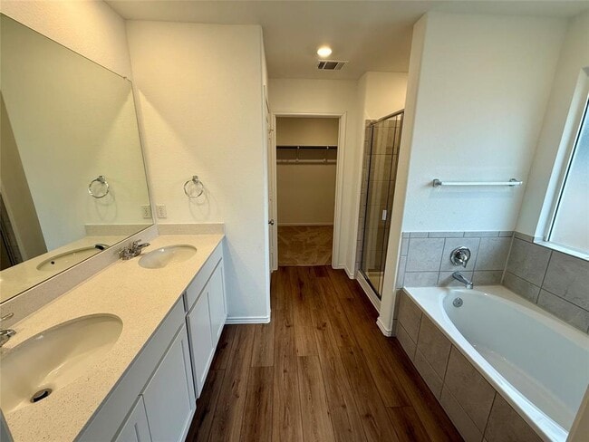 Building Photo - 373 Jeffers