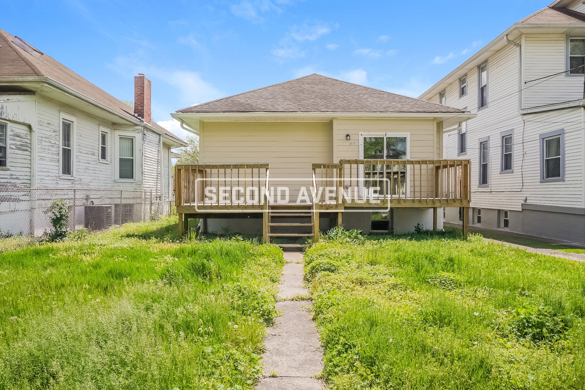Building Photo - 2117 Osage Ave