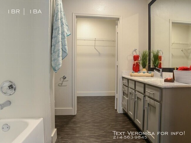 Building Photo - Sunridge Apartments