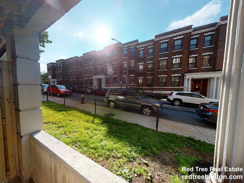 Building Photo - 123 Sutherland Rd