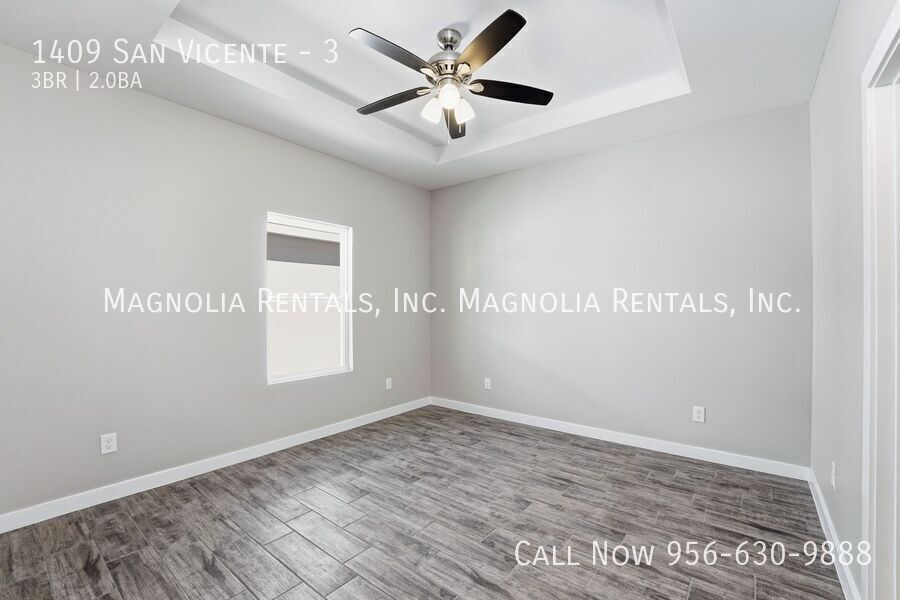 Building Photo - 1409 San Vicente