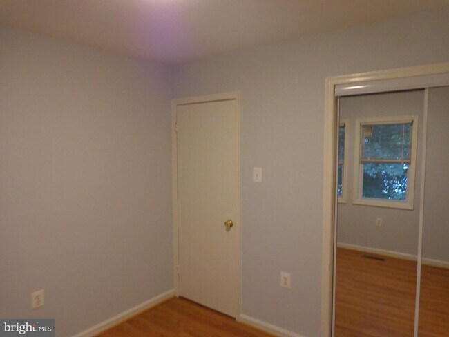 Building Photo - 5565 Peppercorn Dr