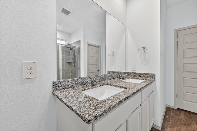 Building Photo - 1722 Bryson Heights Dr