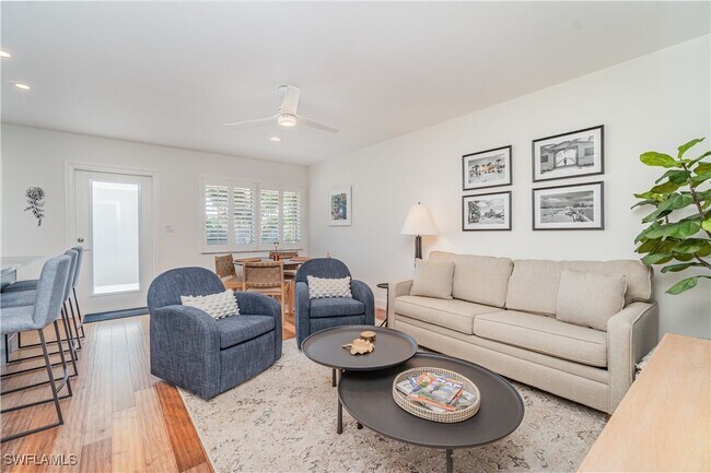 Building Photo - 473 12th Ave S