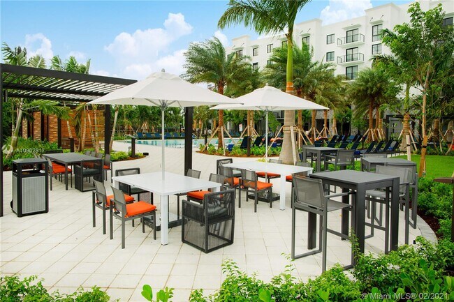 Building Photo - 9480 NW 41st St