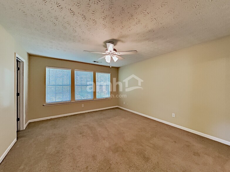 Building Photo - 308 Sam Cobb Pl