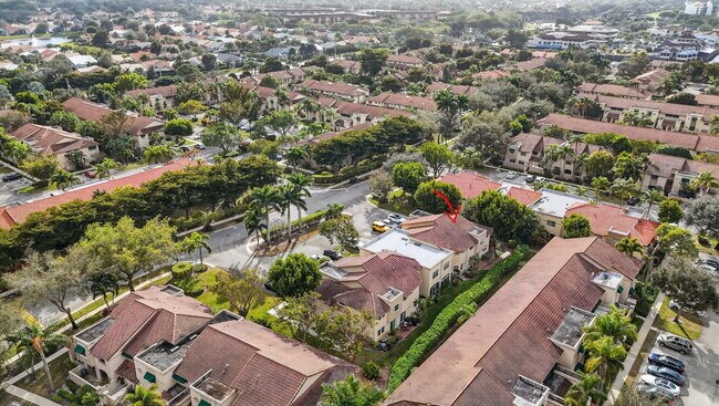 Building Photo - 6671 Via Regina