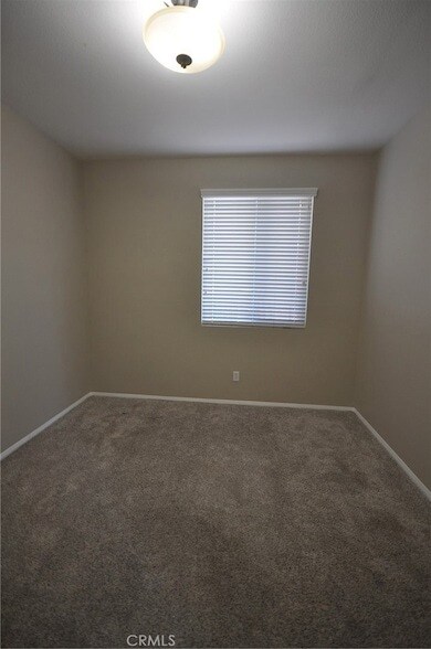 Building Photo - 8945 Honeysuckle Ave