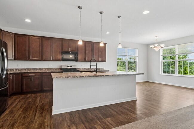 Building Photo - 108 Telluride Ln