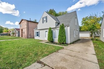 Building Photo - 12508 Sobieski Ave