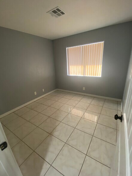 Building Photo - 32415 Pueblo Trl