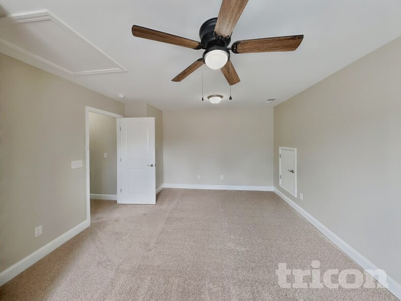 Building Photo - 1372 Wentworth Dr