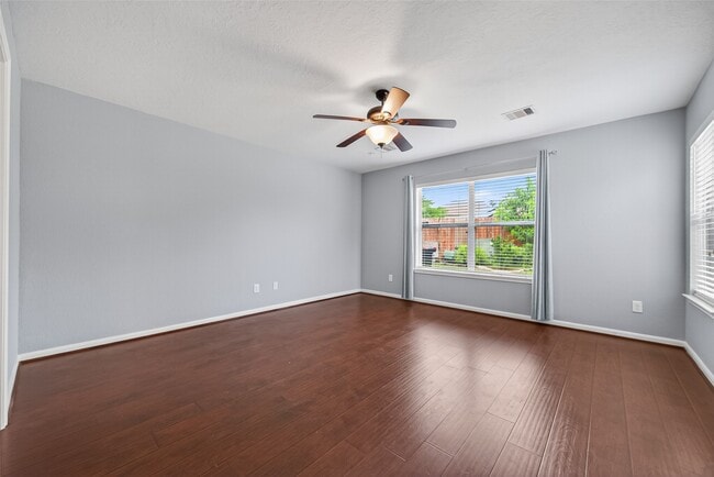 Building Photo - 16238 Ranchland Ln