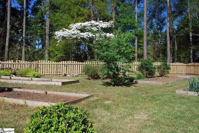 Building Photo - 129 Sandy Ln