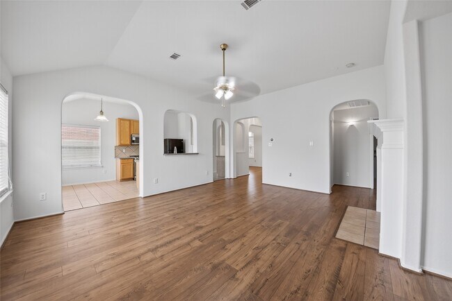 Building Photo - 18810 Appletree Ridge Rd