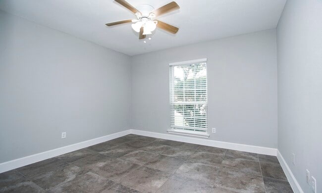 Building Photo - 17407 Autumn Trails Ln