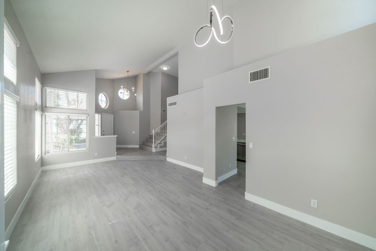 Building Photo - 1804 Summit Pointe Dr