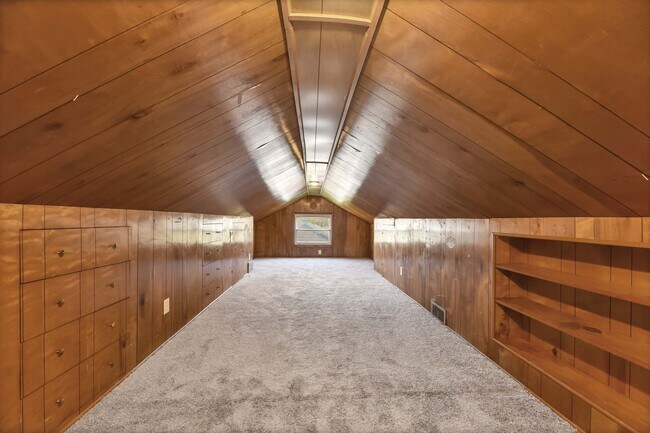 Building Photo - 337 Glendola Ave NW