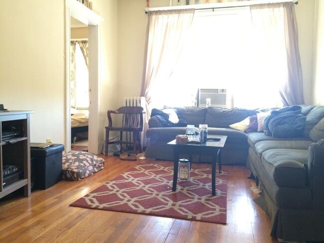 Building Photo - 1715 Commonwealth Ave