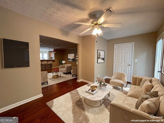 Building Photo - 2962 Stonecrest Ln